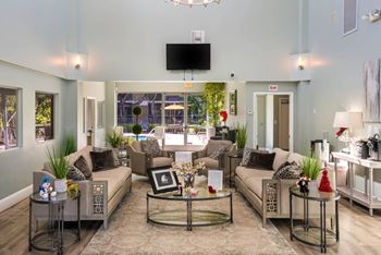 Clubhouse w/ Social Area